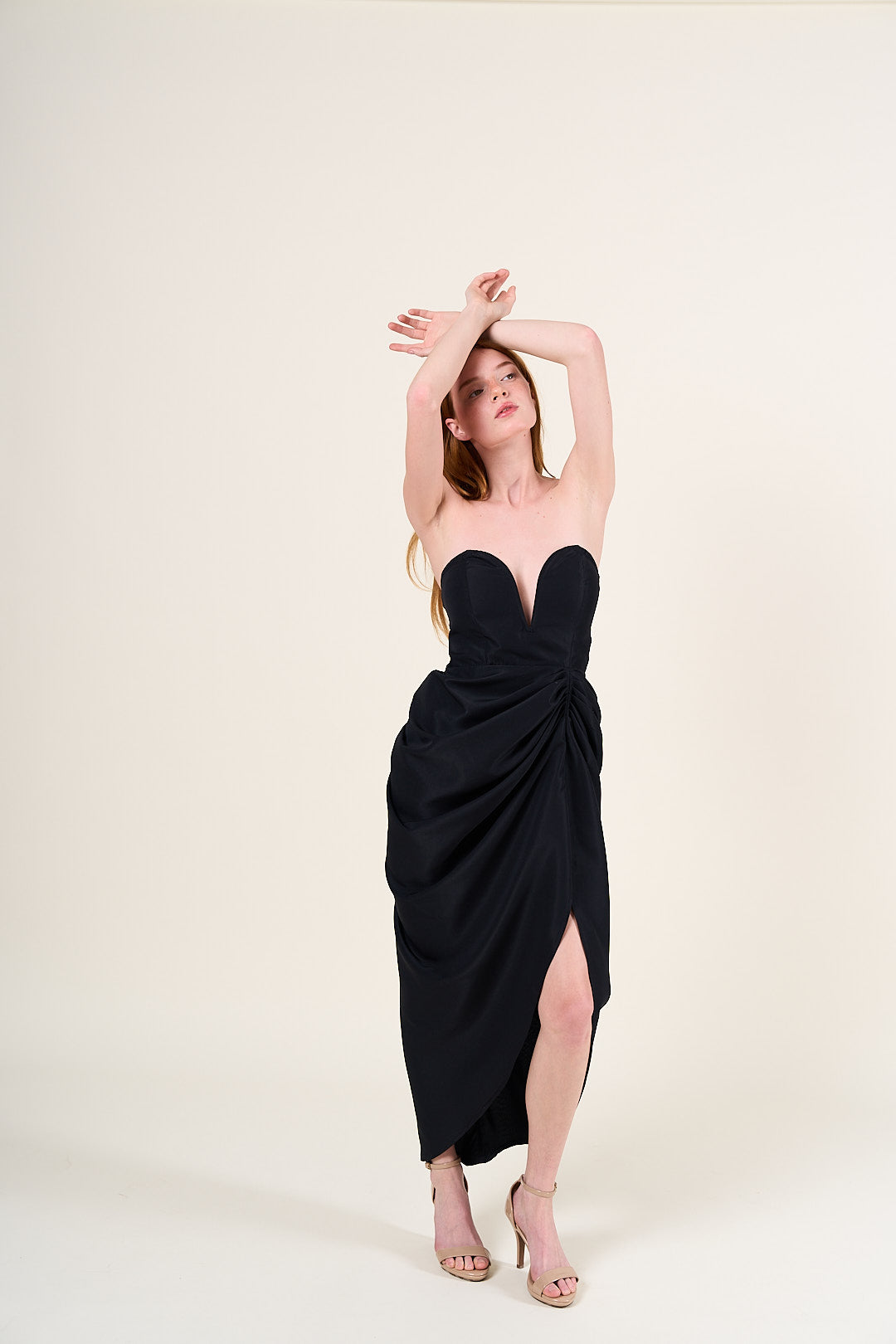Sara Sweetheart Neckline