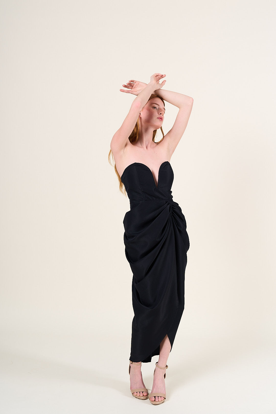 Sara Sweetheart Neckline